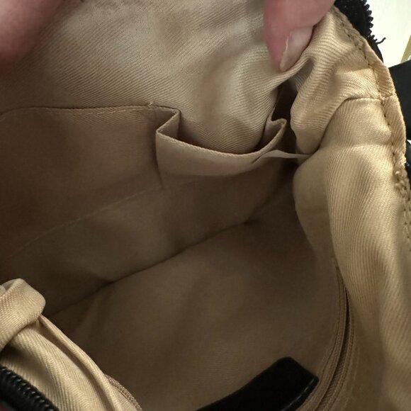 Uddini Black and Red Shoulder Bag NWT - Picture 3 of 3